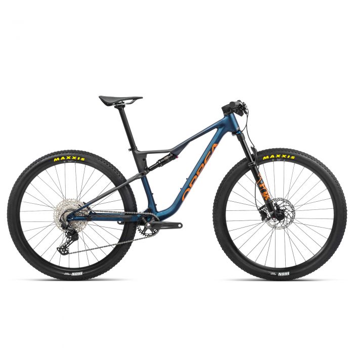 Orbea Oiz H30 Full Suspension Mountain Bike - 2023 - White Chic - Shadow Coral (Gloss), Medium